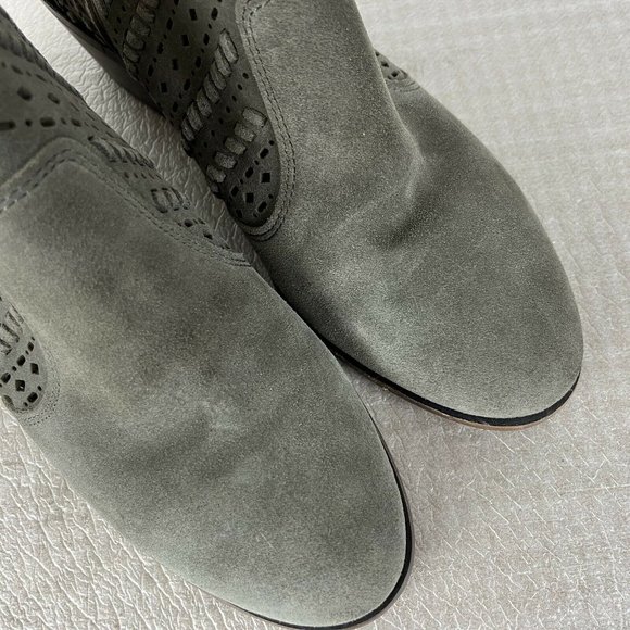 Vince Camuto Gray Ankle Boots - Picture 7 of 8